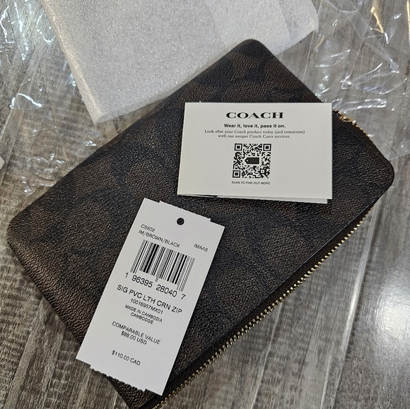 NWT Coach Corner Zip Wristlet In Signature Canvas Leather Wallet Purse - Picture 3 of 5